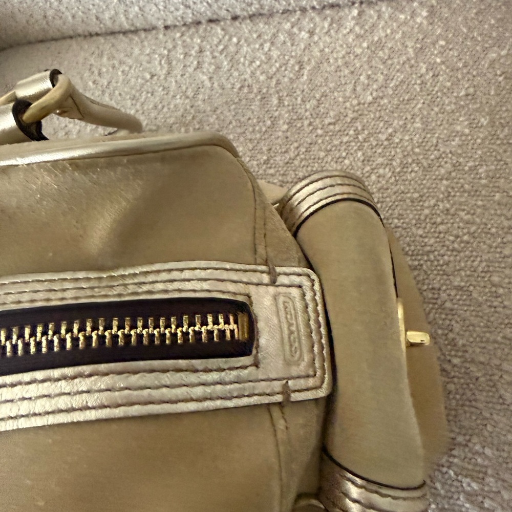 Vintage Coach Beige and Silver Suede Satchel - Picture 13 of 15